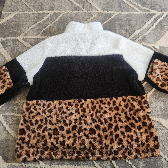 LeModa Fleece - Picture 6 of 6